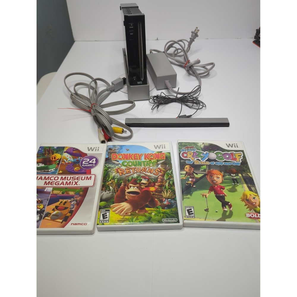 Nintendo Wii Black Console RVL-001 GameCube Compatible Bundle Tested 3 Games
